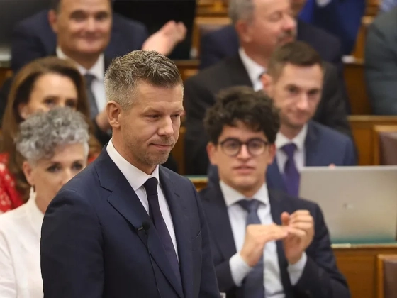 Előkerült levelezés: ezért nem jelent meg egy Magyar Péterrel készült interjú