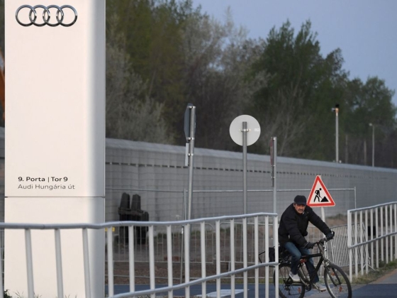 Vége a találgatásoknak: megszólalt a győri Audi a gyárbezárásról, teljes az összhang a németek akaratával – új stratégiát állított fel a Volkswagen