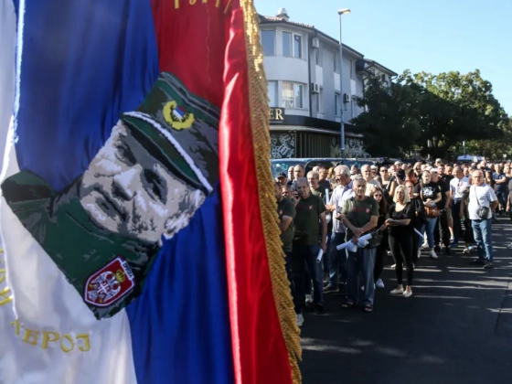 A bosnyák külügyminiszter Ratko Mladić temetése után: Szívem szerint azonnal megszakítanám a kapcsolatot Szerbiával