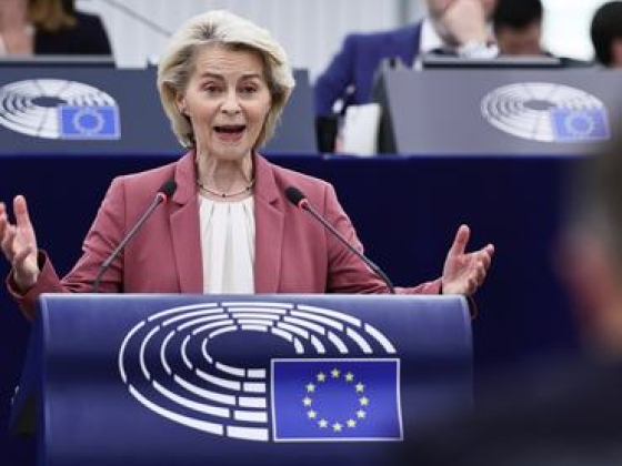Von der Leyen beleköpne Trump levesébe, EU-s beruházást jelentett be Grönlandon