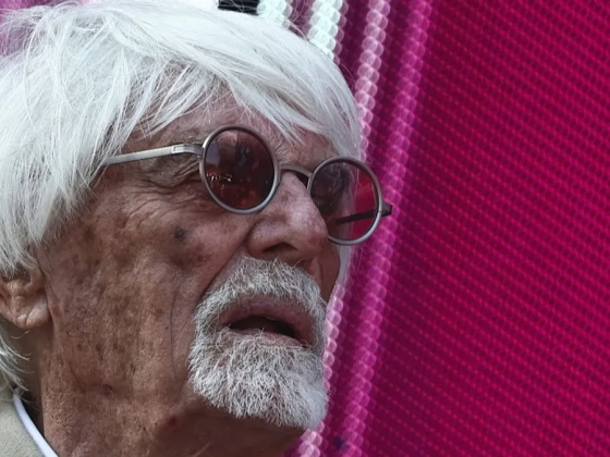 Lőfegyver birtoklása miatt vették őrizetbe Bernie Ecclestone-t