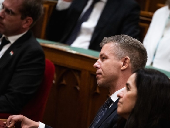 Magyar Péter kimondta a halálos ítéletet a megyei önkormányzatokra