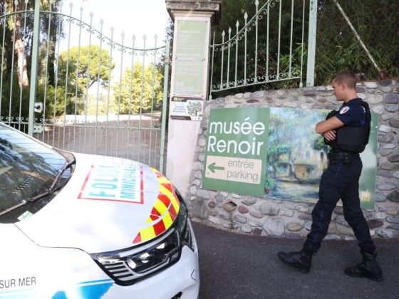Elloptak négy Renoir-képet egy francia múzeumból