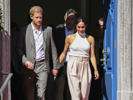 Levelet küldött Károly király Harry hercegnek: eldőlt a sussexi pár sorsa