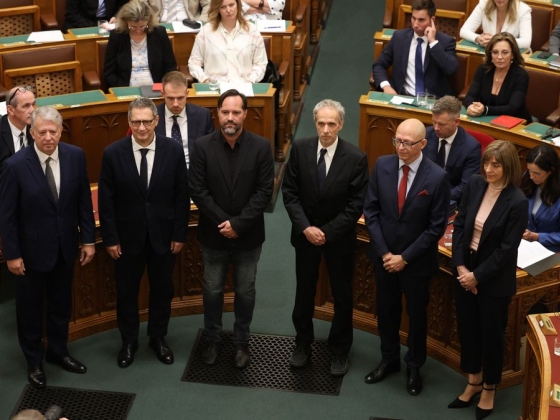 Esküt tettek a tiszás közmédia testület megválasztott tagjai