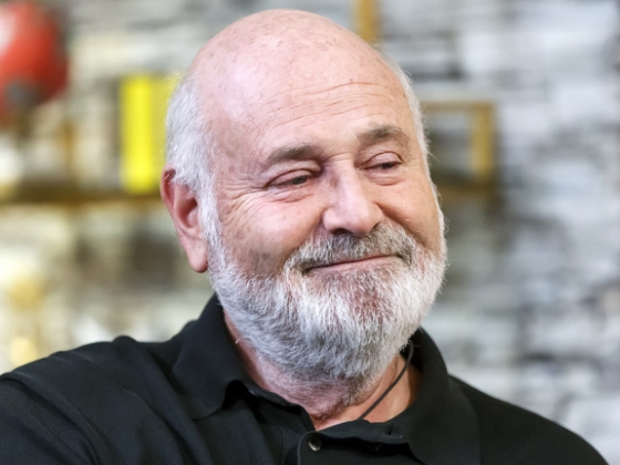 Állva tapsolták a meggyilkolt Rob Reinert, utolsó szerepéért kapott Emmy-díjat