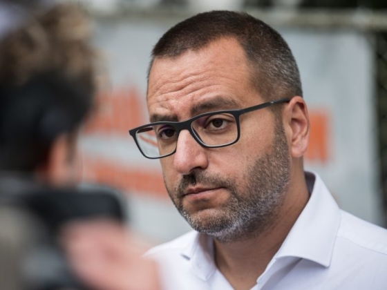 Milliárdok drónshow-ra, videókra, vitaestekre – hűtlen kezelés gyanúja miatt feljelentést tett a Miniszterelnökség a Szuverenitásvédelmi Hivatal kommunikációs költései miatt