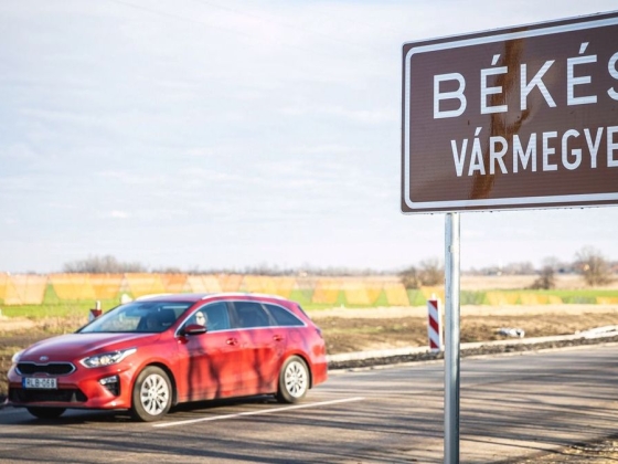 Javaslom, hogy Dunaújváros és Tiszaújváros is kapja vissza a régi nevét – megint kiosztották a kormányt a kommentelők