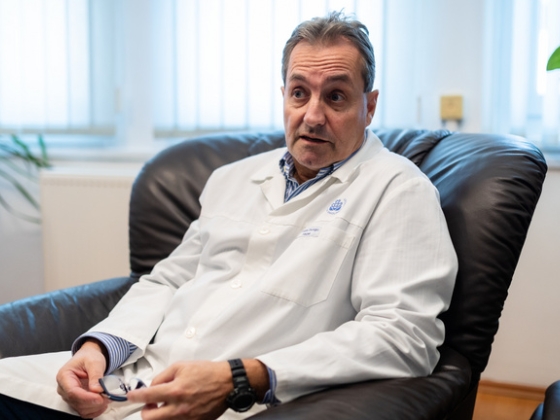Folytatódik az Onkológiai Intézet körüli vita: Polgár Csaba tisztázta a 32 milliós ajánlatot
