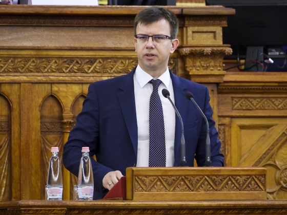 "Csak terelés" - Megérkezett a Fidesz reakciója a külügyi botrányra