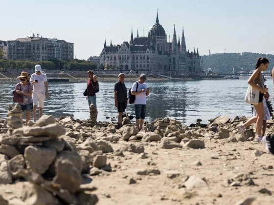 Történelmi mélyponton a Duna vízállása, Budapestnél 1 centit mértek
