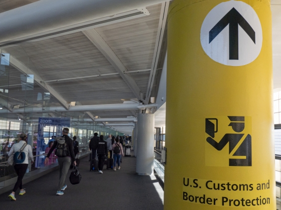 Az USA újraindította a magyar és lengyel bevándorlási vízumkérelmek feldolgozását