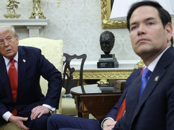 Trump jobbkeze sejtelmes nyilatkozatot tett az ukrajnai békéről: új elképzelések vannak az asztalon