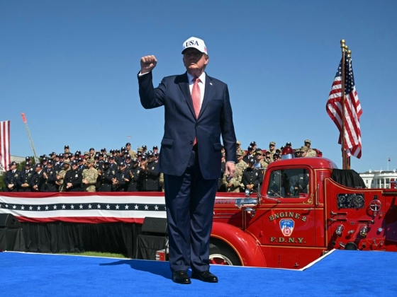 Trump ledobta a gazdasági atombombát, Kanada válaszát várja a világ