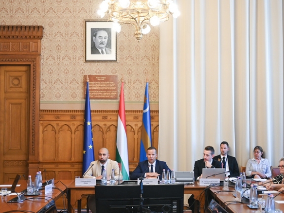 Kiderült, hogy kiket hallgathat meg elsőként a Végrehajtási Visszaéléseket Feltáró Vizsgálóbizottság