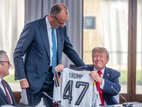 Trump az AfD tartományi győzelmén örvendezett, majd a német kancellár lemondta a vele tervezett telefonbeszélgetését