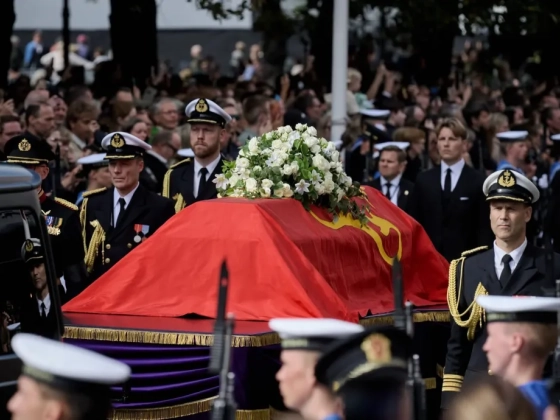 Baka András is részt vett V. Harald norvég király temetésén