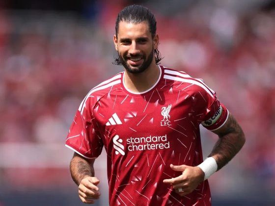 Döntöttek Szoboszlairól és Kerkezről, így áll fel a Liverpool Iraola első BL-meccsén