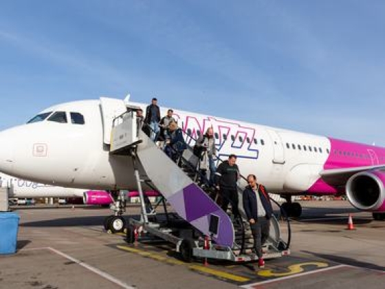 Utazók, figyelem! Újraindítja közel-keleti járatait a Wizz Air Budapestről