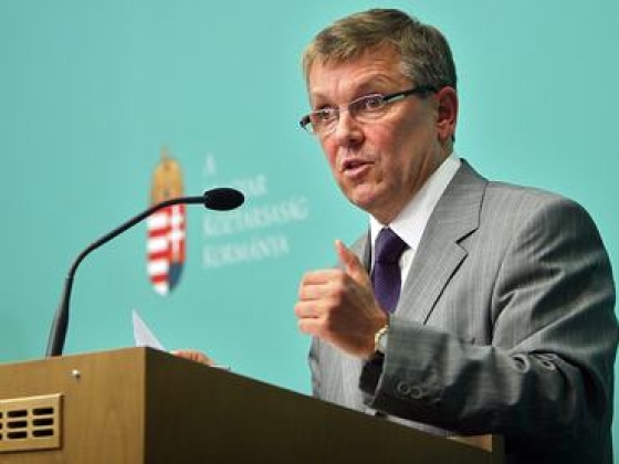 Két kabát a fogason és milliárdos jegybanki védőháló: Csillag István kitálalt Matolcsy Györgyről