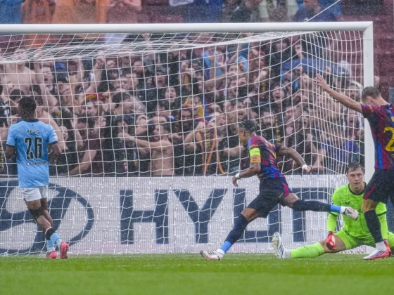 Nem lehet megállítani a Barcelonát, a katalánok Raphinha és Yamal vezérletével a Feyenoordot is kiütötték