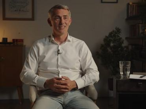Megszólalt a titkos informátor, akit Tiborcz dobott fel az Orbán család ebédjén