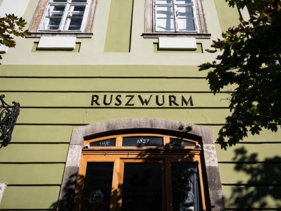 A Fidesz kampányához igazíthatták a Ruszwurm cukrászda sorsát