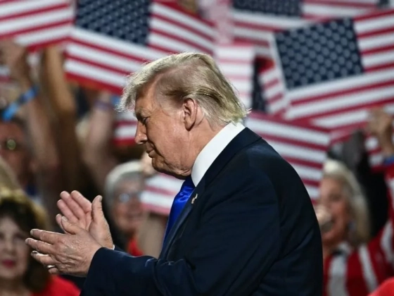 Trump hihetetlen dolgot ajánlott az amerikaiaknak, de van egy csavar