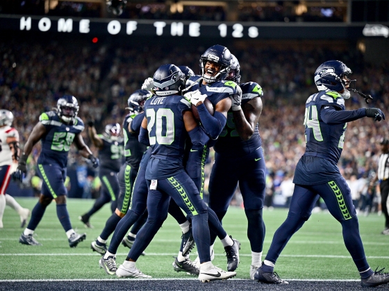 Kiszabadult a palackból az NFL: a Seattle kitett magáért a nyitányon, mostantól meccsek sora várja a rajongókat