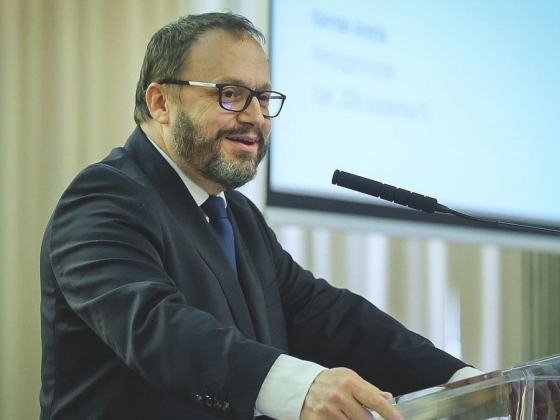 Kijózanító pofon: túl magasak a magyar bérek a pénzügyminiszter szerint