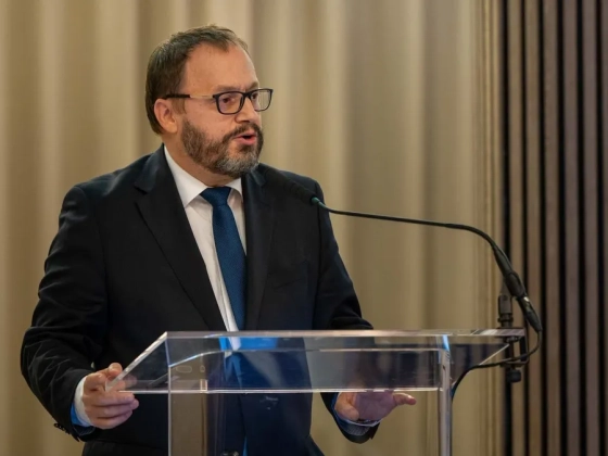 Magyar Péter megígérte, de bukhat az egymillió forintos minimálbér