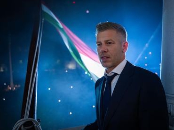 Új időszámítás kezdődik? Magyar Péter, rekordalacsony infláció és az euró