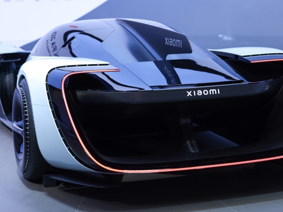 Kína rákapcsol, 70 százalékra emelné az elektromos és hibrid autók arányát