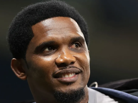 Orosz szálak és FIFA-védelem: sikkasztási botrányba keveredett a korábbi sztárcsatár, Samuel Eto’o