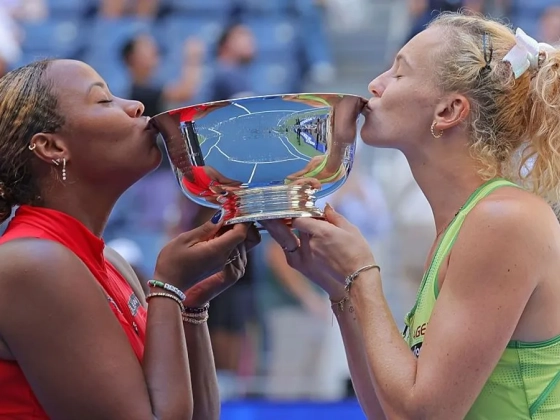 Katerina Siniaková és Taylor Townsend nyerte a női párost a US Openen