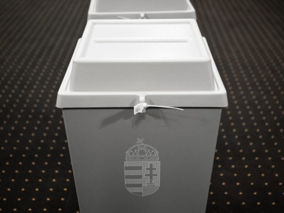 Három faluban választanak új vezetést ma