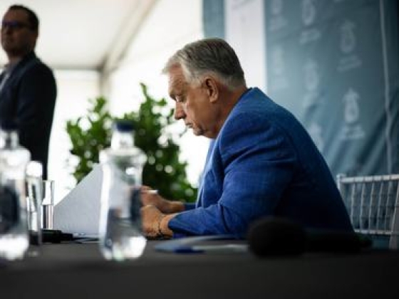 Szakértő: Orbán Viktor ellenállása évekre háborús hangulatba sodorja az országot