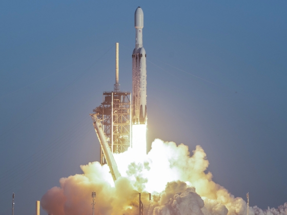 Most érdemes figyelni! Milliárdos vételi hullám jöhet a SpaceX-ben
