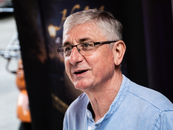 Gyurcsány Ferenc egy szabadversben megadta a végső választ a világmindenségre meg mindenre