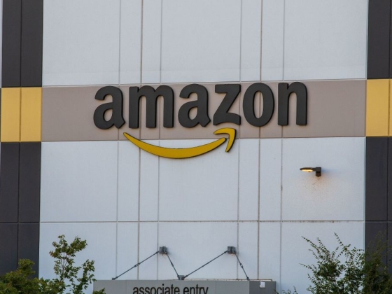 Amazon: Európára is rávetette magát az MI-óriás – 12 milliárd fonttal rohanták meg a befektetők