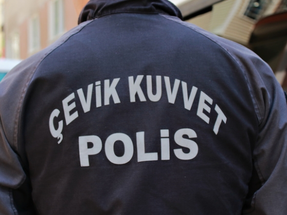 Országos razziát tartottak Törökországban az LMBT-egyesületek ellen, 162 embert őrizetbe vettek