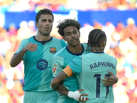 Négy gólt lőve győzött a Barcelona a Levante otthonában