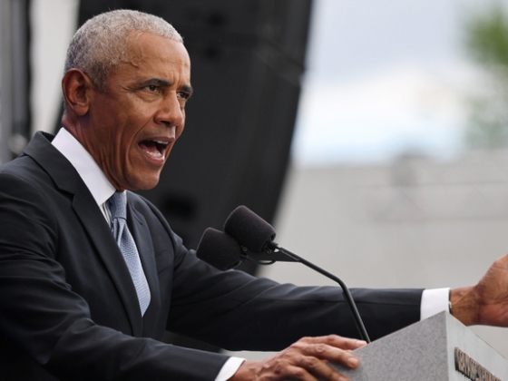 Figyelmeztetett Barack Obama, szerepet kaphat az AI az amerikai választási kampányban