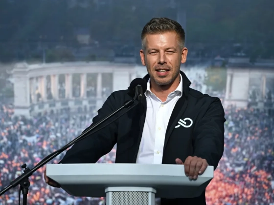 Magyar Péter: Mindenki azt szeret és úgy szeret, akit és ahogyan szeretne