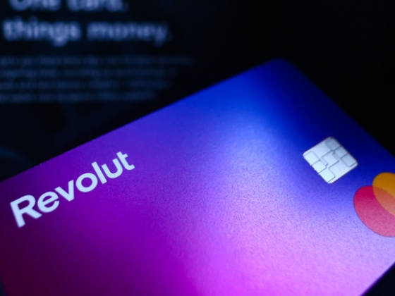 Ügyféladatok kerültek illetéktelenekhez, bejelentést tett a Revolut