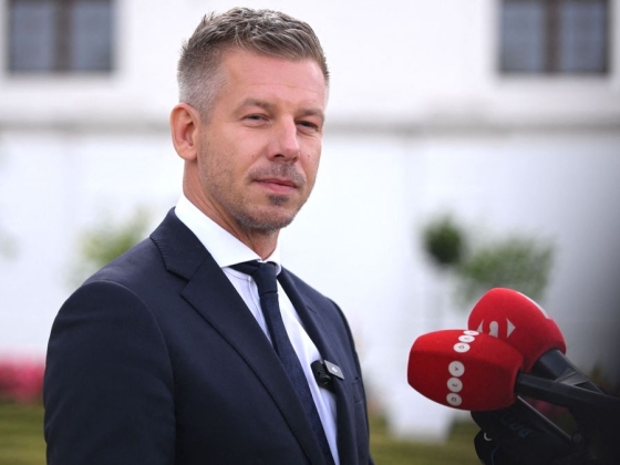 Rendkívüli: Magyar Péter bejelentést tett a családi pótlék megduplázásáról – változott a terv, erre vállal garanciát 2027-től a magyar miniszterelnök