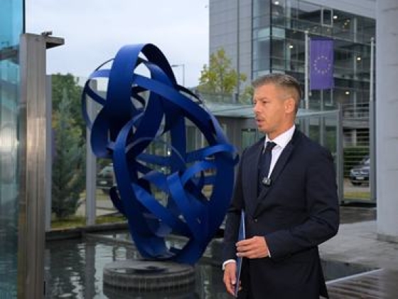 Családi pótlék emelést ígért Magyar Péter
