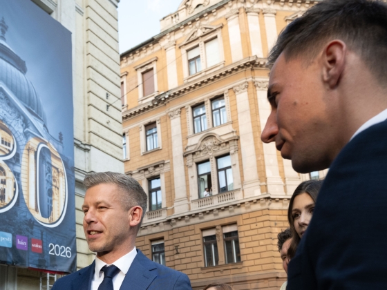Lázadás volt a zárt ajtók mögött a Tisza Pártban? Megszólalt Magyar Péter a kiszivárgott vitákról