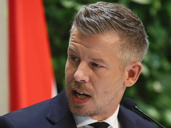 Kemény üzenetet küldött a Fidesz Magyar Péternek: „egyetlen szavát sem lehet elhinni”