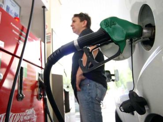 Rossz hír az autósoknak: kilőtt az olaj ára, újabb sokk jöhet